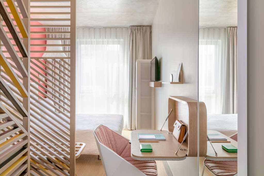 Okko Hotels Paris La Defense Nanterre Rum bild