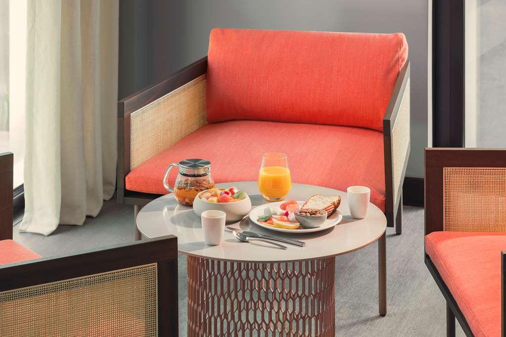 Okko Hotels Paris La Defense Nanterre Exteriör bild