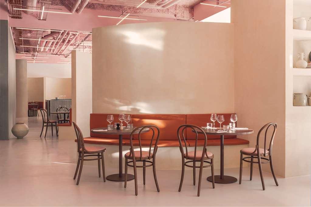 Okko Hotels Paris La Defense Nanterre Restaurang bild